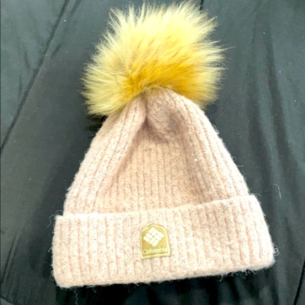 -SOLD- columbia Hat